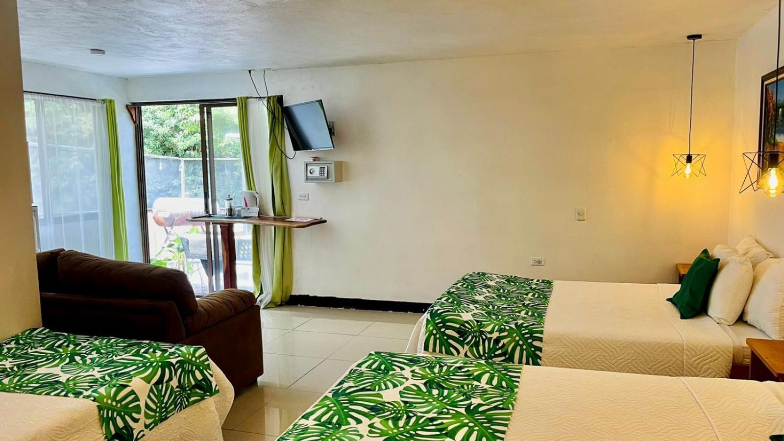 Freddy'S Place B&B Monteverde ภายนอก รูปภาพ